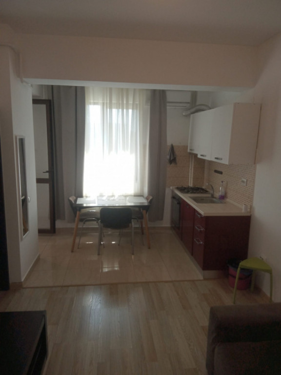 400 Euro! Ap 2 cam Complex Lazar Residence