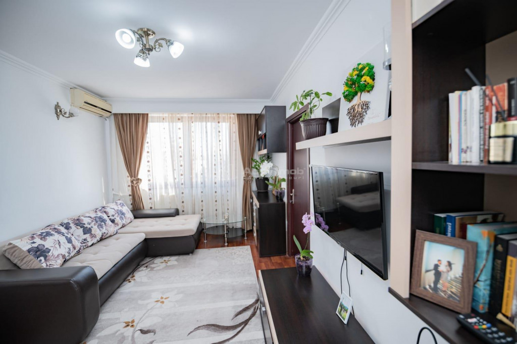 Apartament 3 camere – ultracentral – mobilat si utila...