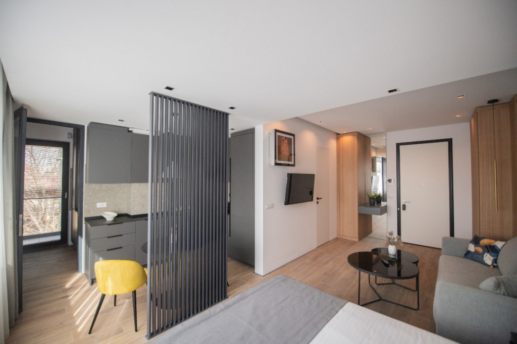 Studio de lux ultramodern centrul Constanței termen lung