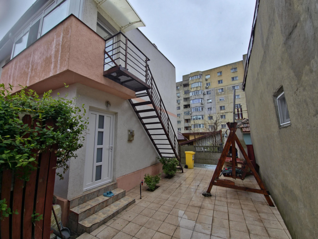 Eden Institutul de Marină – Casă 3 cam P+M mobilată u