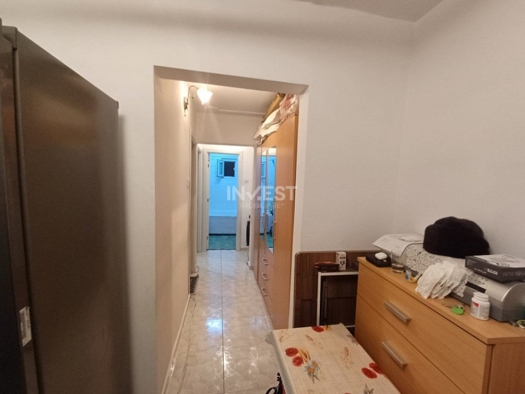 Apartament 3 camere, decomandat, zona Canta - Profi, Iasi