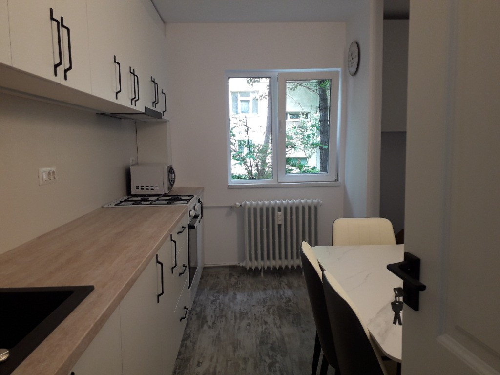 Apartament cu 2 camere decomandate Zona Obcini