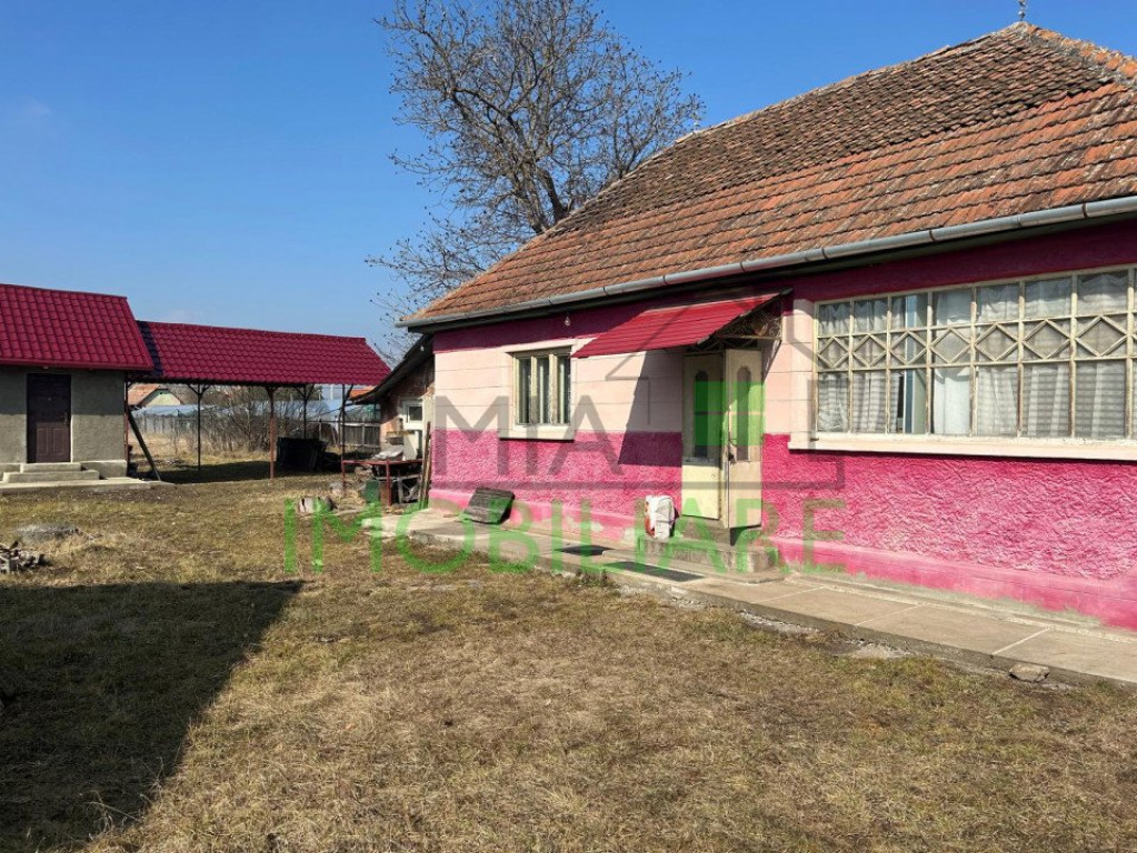De vânzare – Casă în Sântionlunca, comuna Ozun