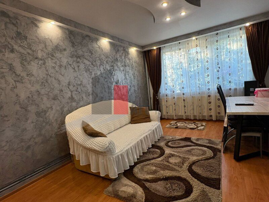 Vânzare apartament 4 camere decomandat cu centrală - Br...