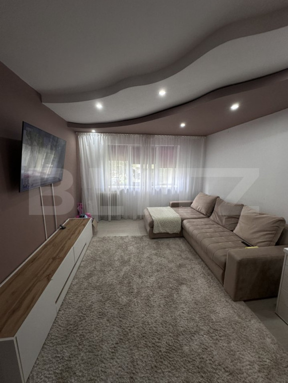 Apartament modern de 3 camere, parter, locuință sau spați