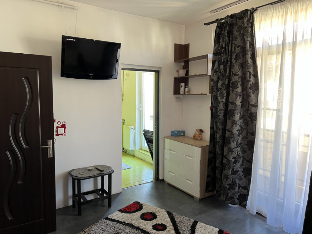 Garsoniera noua alma turnisor balcon parcare et 3 libera