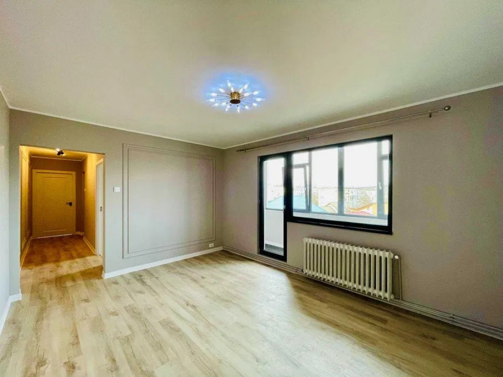 APARTAMENT 3 CAMERE, DECOMANDAT, ETAJ 3, TATARASI,ZONA POSTE