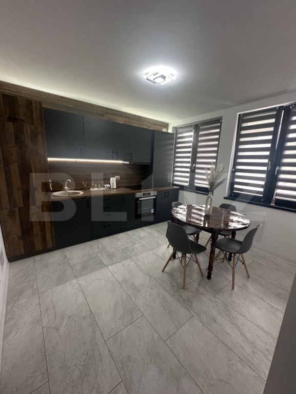 Apartament de vanzare, cu o camera, 40mp, zona Semicentrală