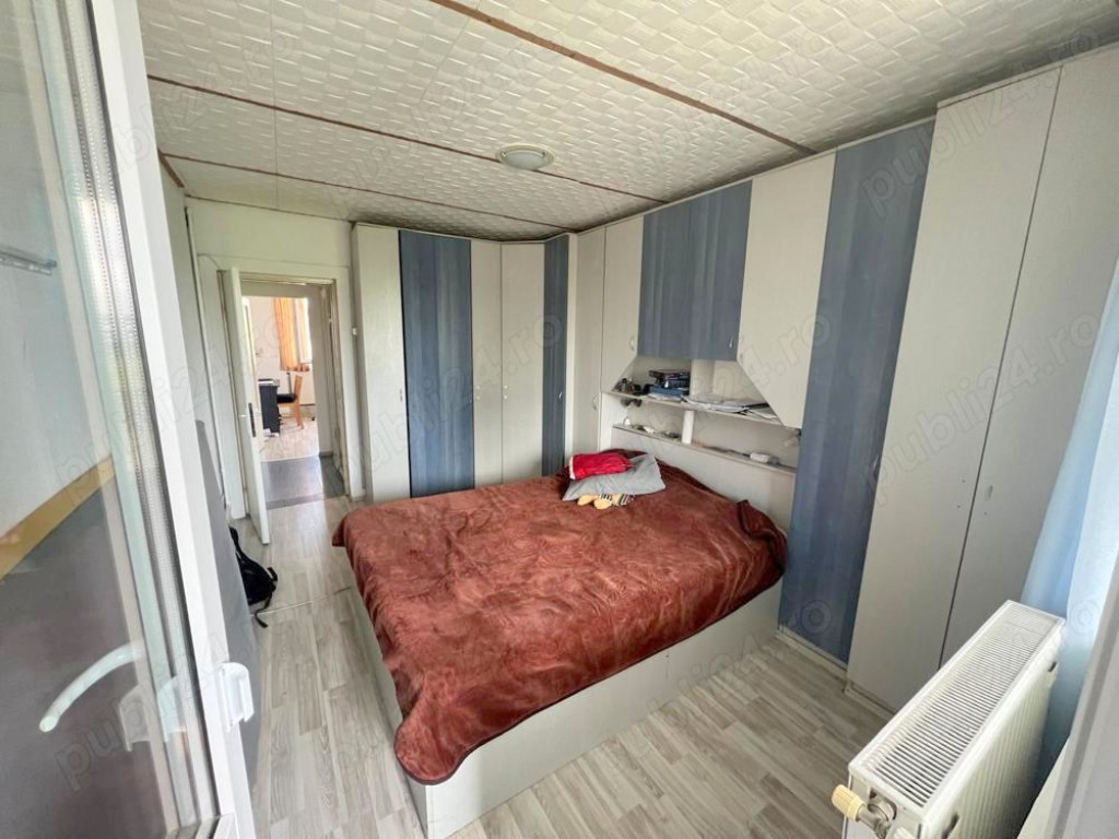 Apartament de inchiriat - 3 camere, decomandat - Tiglina 1