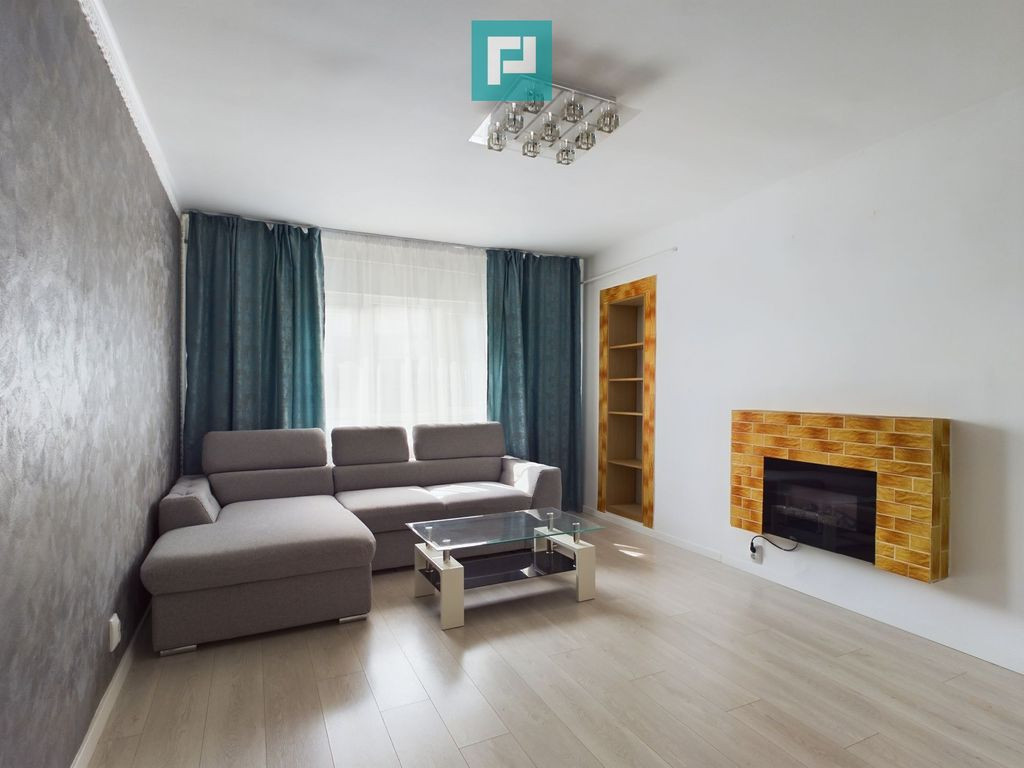 Apartament cu 3 camere zona 300 Micălaca