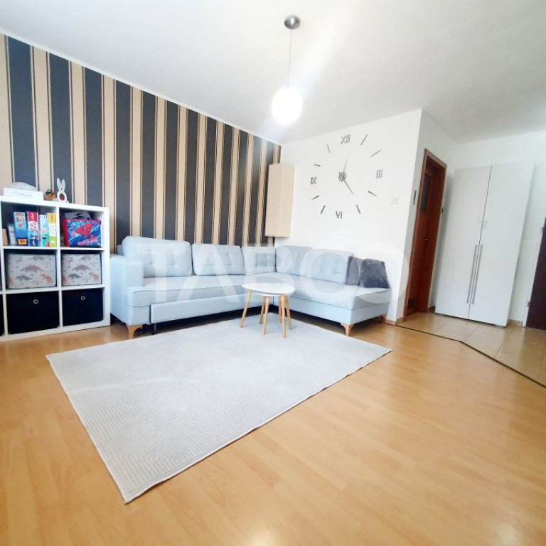 Apartament 70 mp cu 3 camere decomandate in zona Rahovei