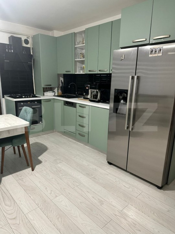 Apartament de vanzare, cu 3 camere 59mp, zona Damila