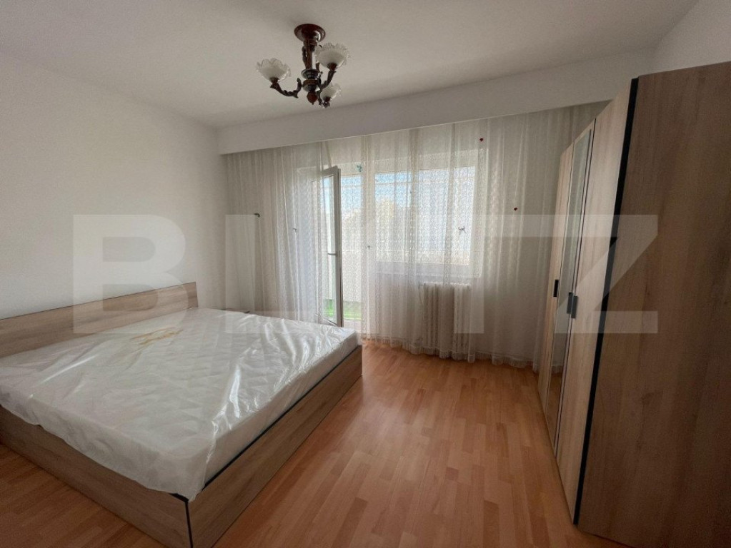 Apartament 3 camere, decomandat, Piata Zorilor
