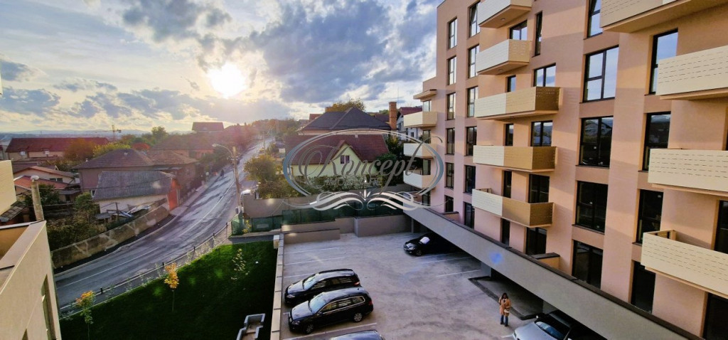 Apartament spatios cu parcare subterana