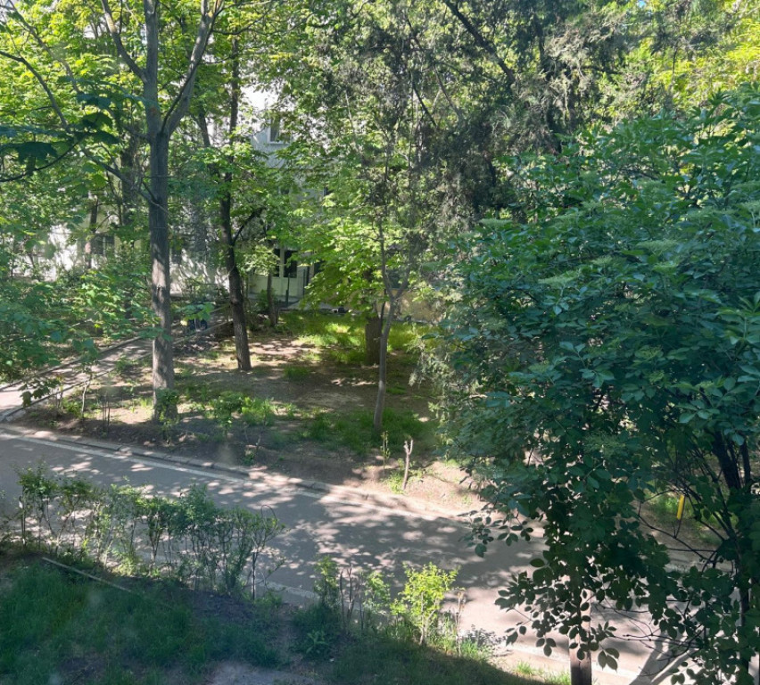 Apartament 3 camere situat in zona DACIA Constanța