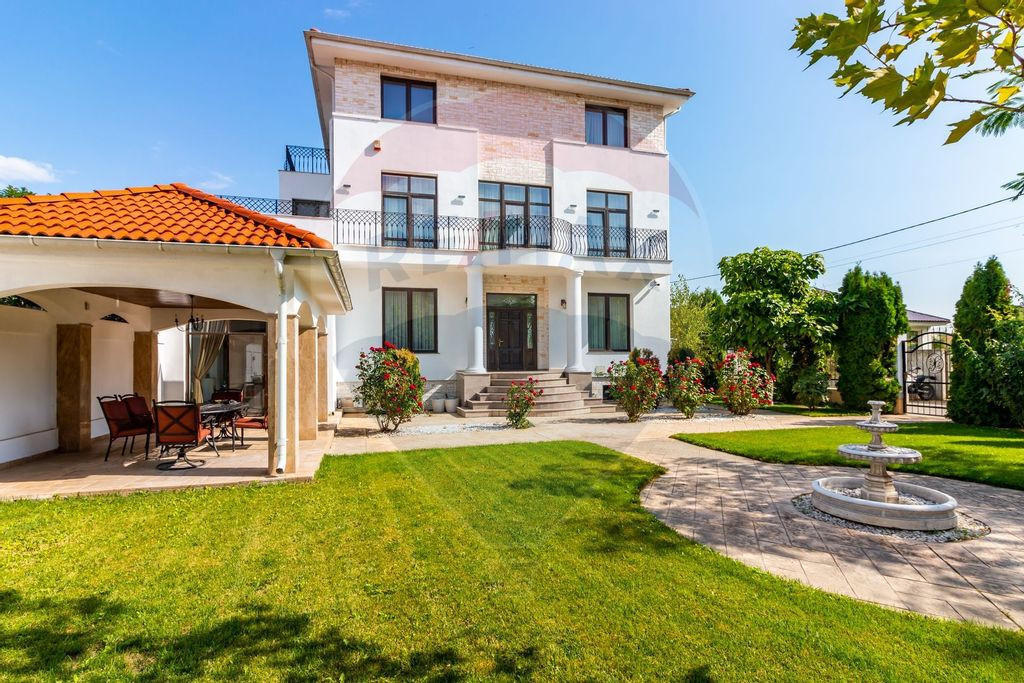 Vila Luxury de vanzare Chiajna / Ilfov | 8 camere | 700mp...