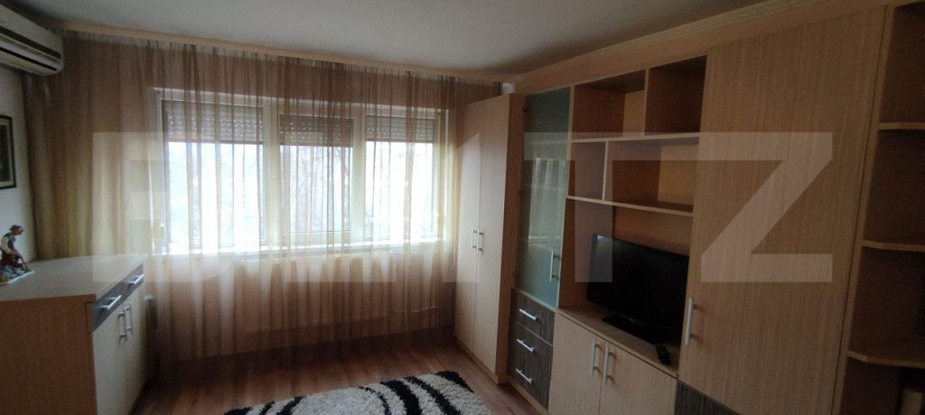 Apartament 3 camere, etaj 2, in Rogerius