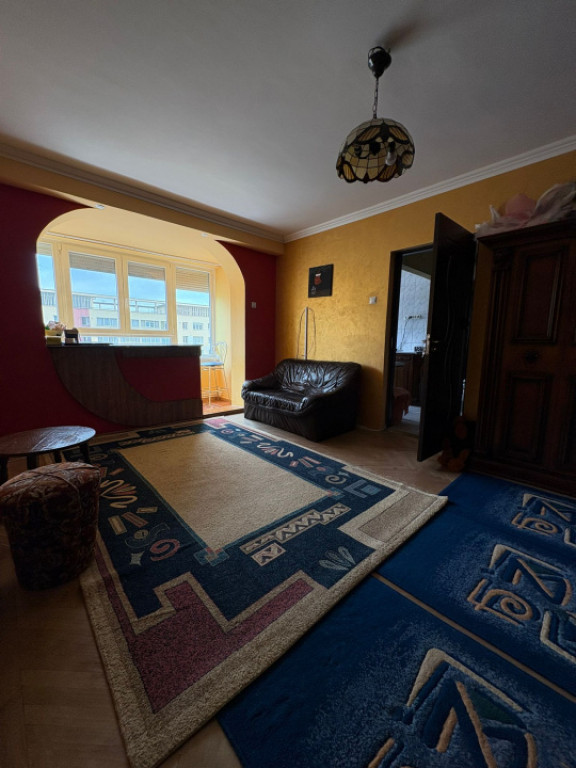 Apartament 3 camere Centru