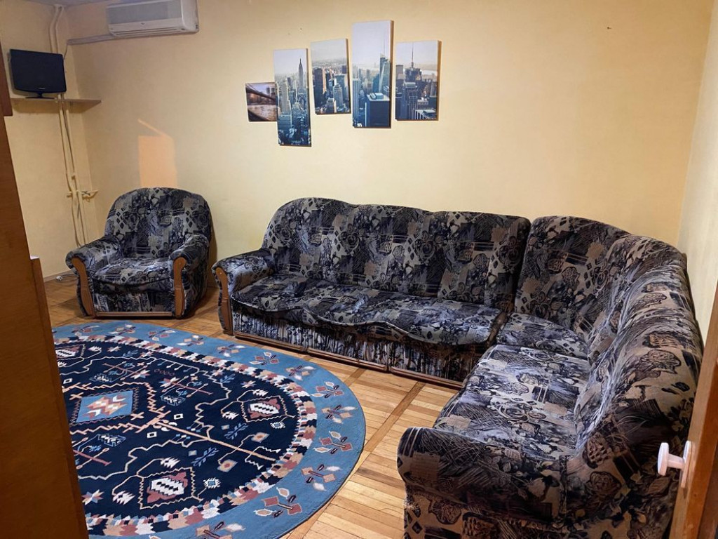 Apartament cu 2 camere, mobilat si utilat - zona Mazepa 2