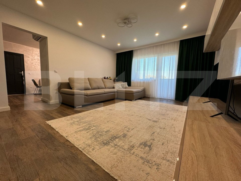 Apartament de vanzare cu 4 camere, 92mp, Micro 16