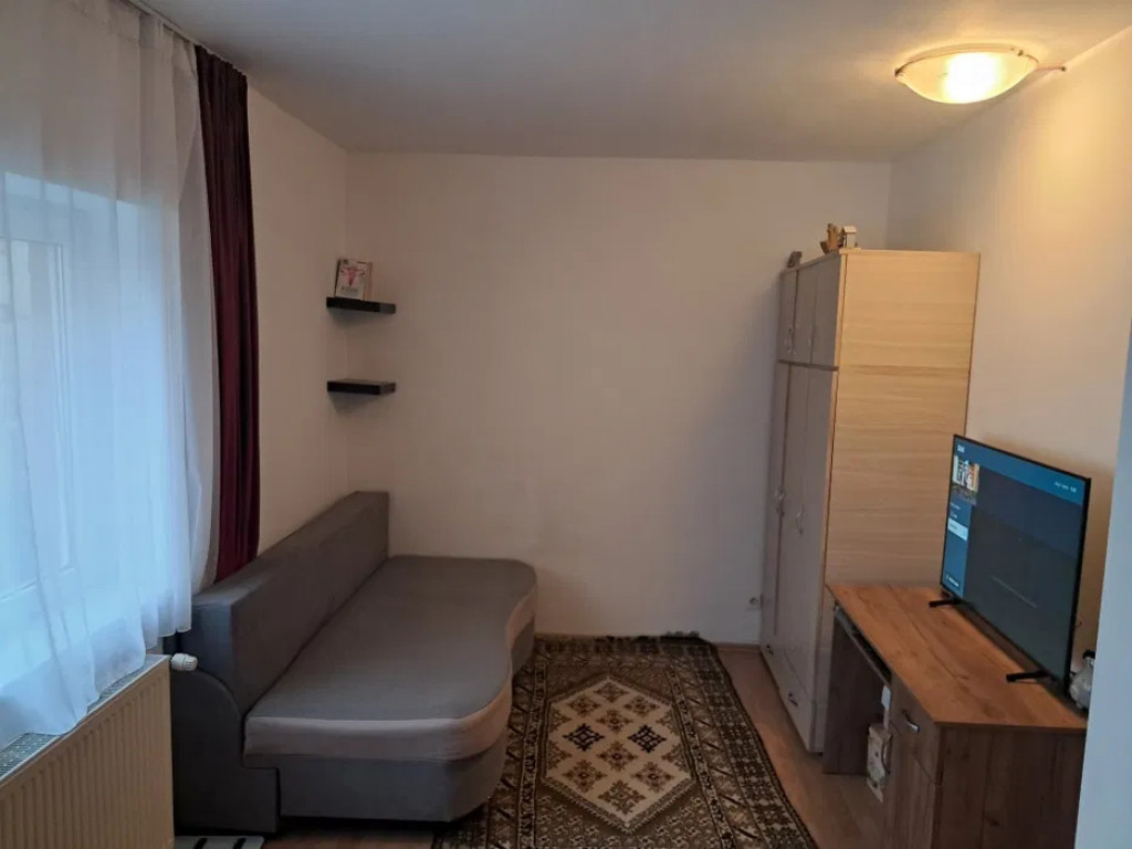 Garsoniera 28 mp Bartolomeu