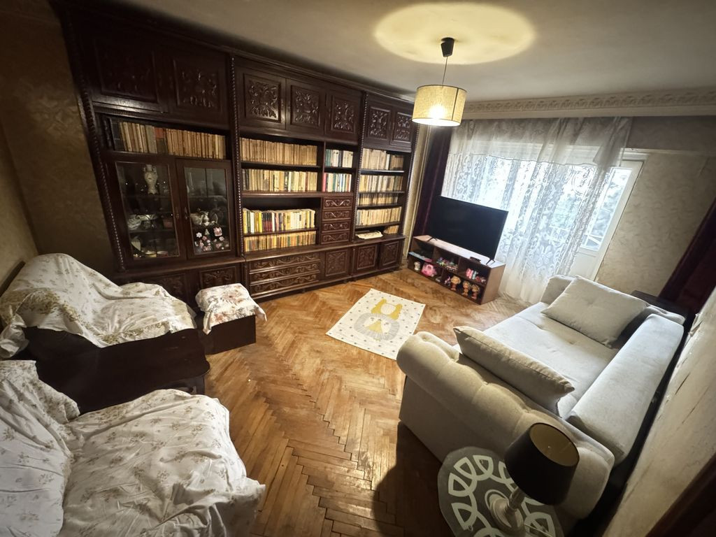 Apartament 4 camere zona Inel 1