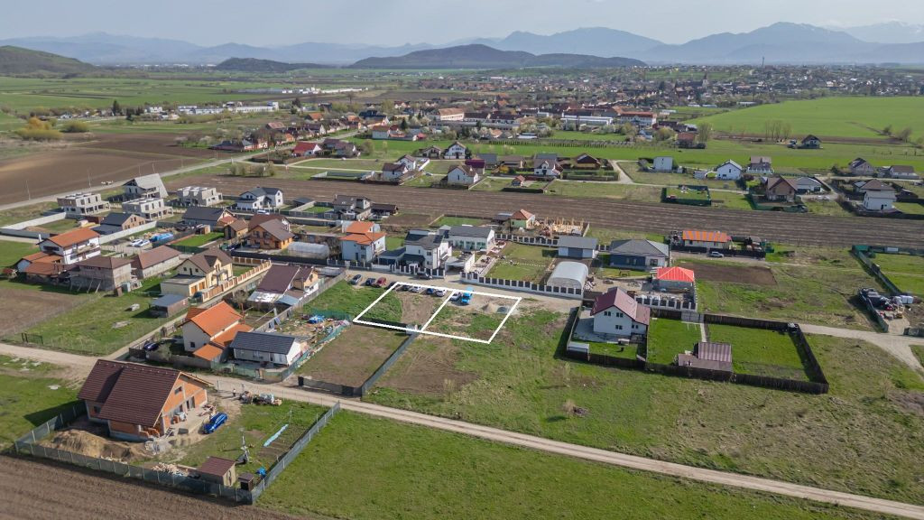 Teren 479 mp pentru construcții locuințe, Bod, utilită...