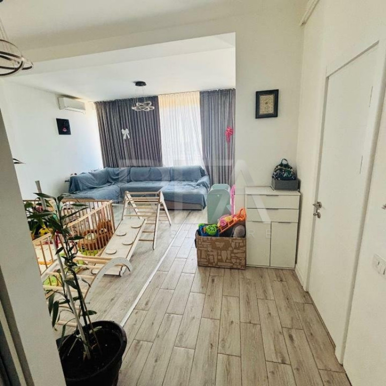 3 camere, mobilat si utilat | Voluntari