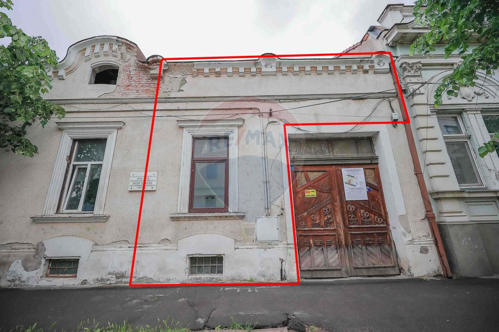 Apartament 3 Camere, Istoric, Ultracentral, Vânzare