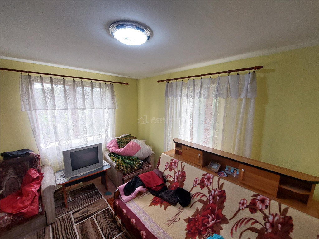 Casa tip Parter, 90 mp, 4 camere, teren 726 mp, Comuna Stalp