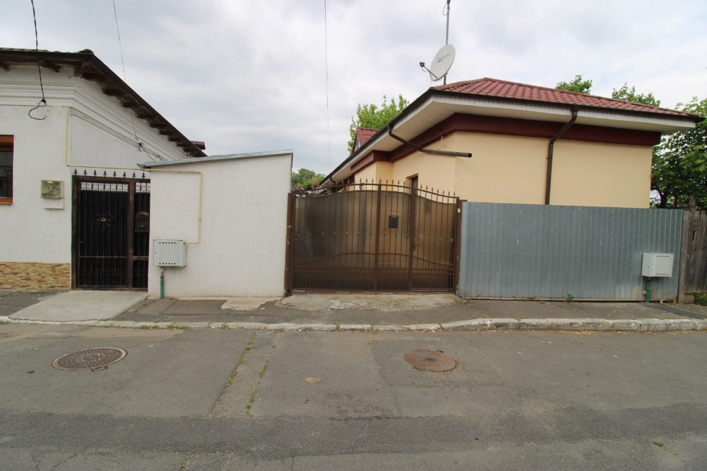 Casa in zona Port (Cezar Boliac)