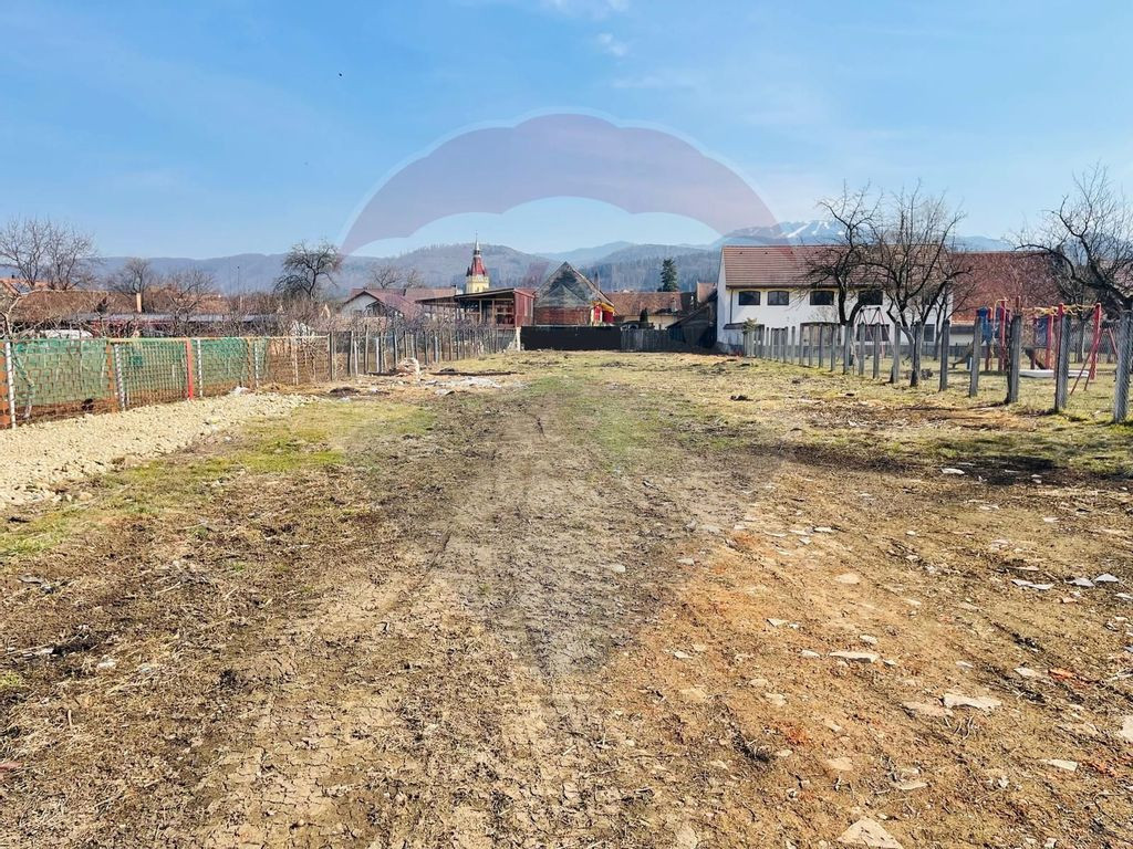 Teren Cristian-Brasov / Strada Barsei cu proiect de casa
