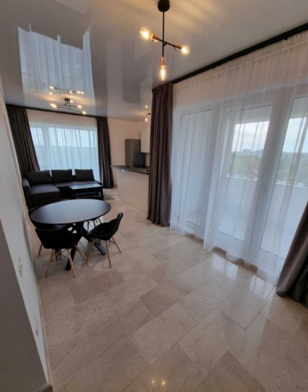 Campus apartament 3 camere decomandat termen lung, nou