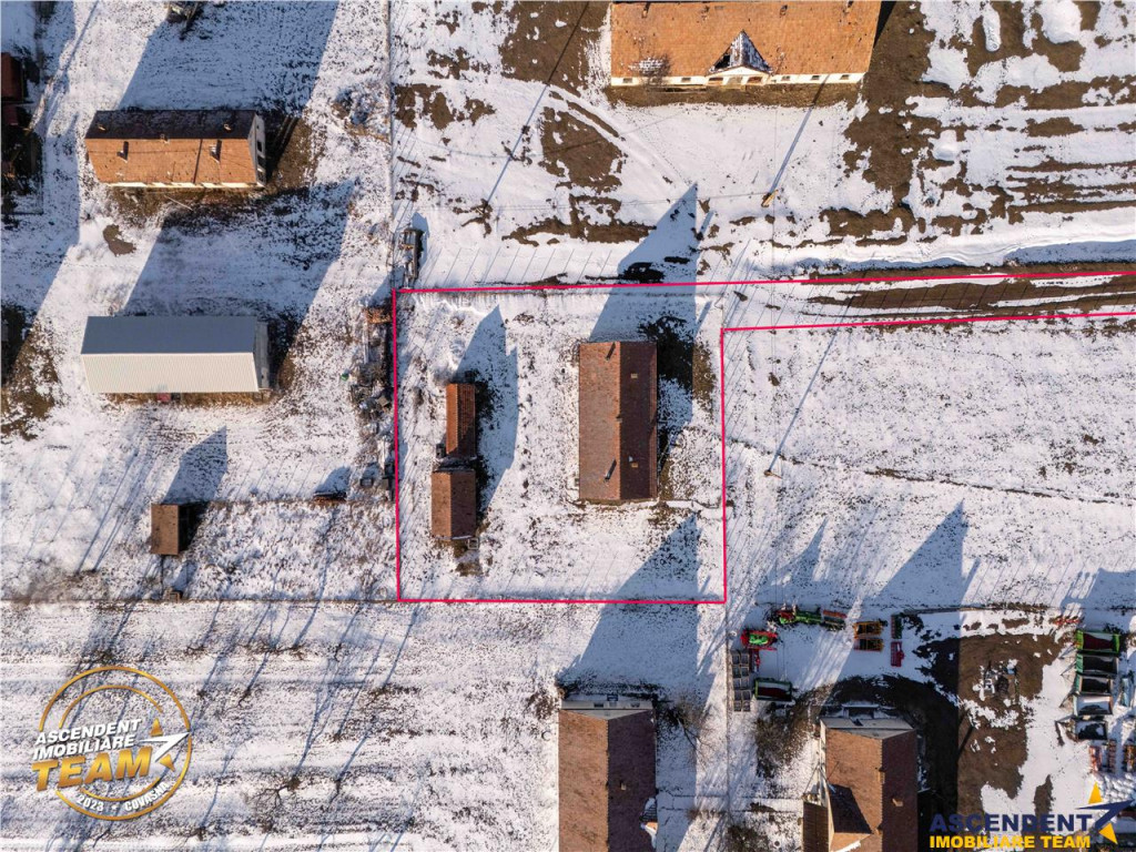 FILM! 2.500mp teren ansamblu: rezidential,agroturism,invest