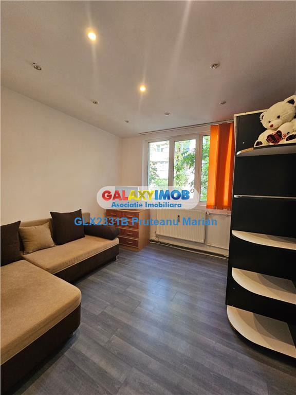 Apartament cu 3 camere situat aproproape de metrou Brancusi