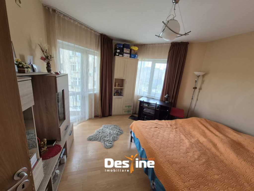 Canta - Chirie, Apartament 3 camere