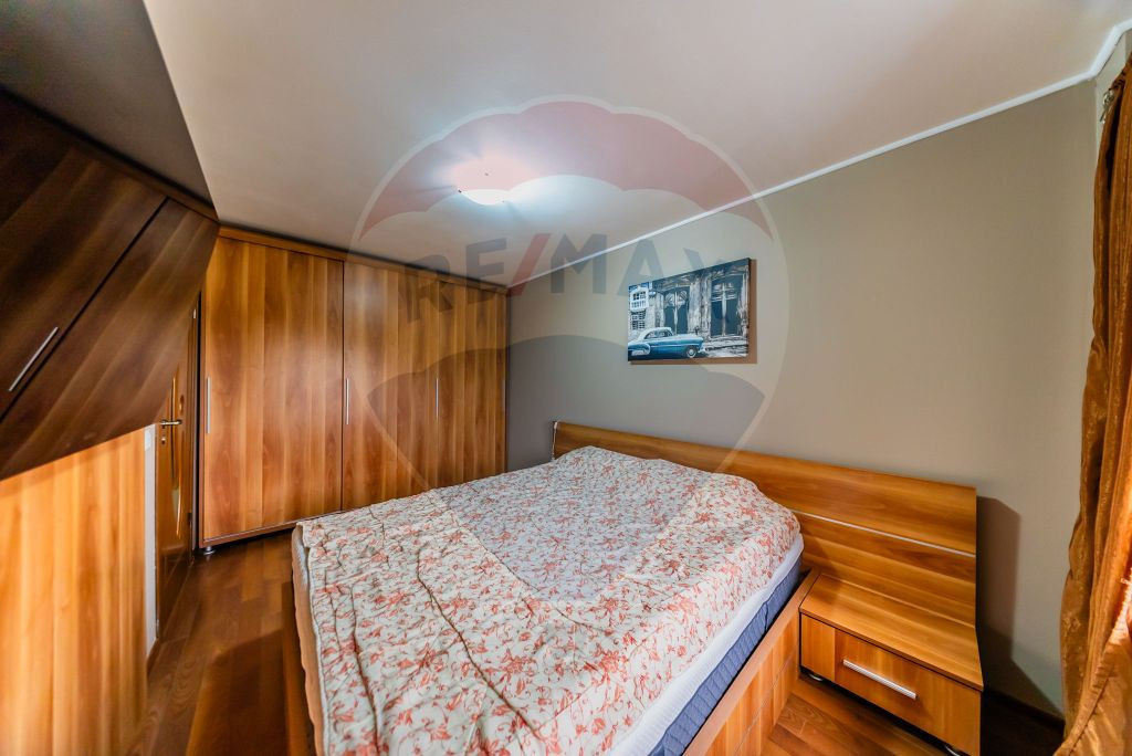 Apartament cu 2 camere de închiriat în zona Micalaca Pe...