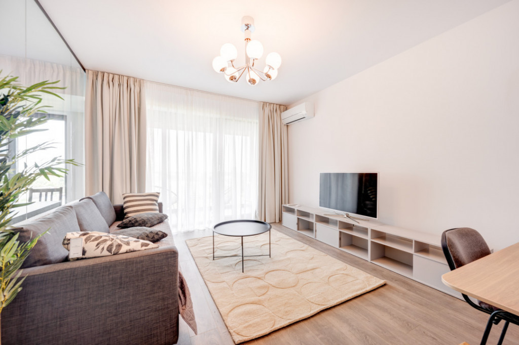 Complet mobilat si utilat - garaj - bucatarie inchisa