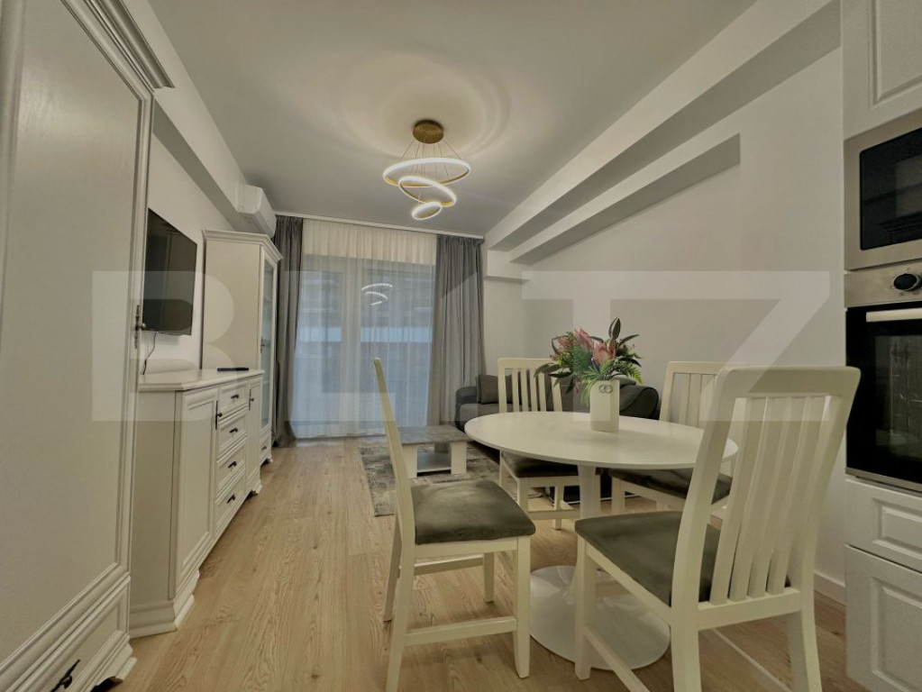 Apartament de inchiriat, cu 3 camere, 60 mp, zona Prima Gree