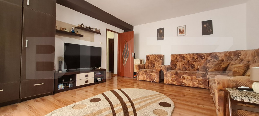 Apartament cu 2 camere, 58 mp, spatios si luminos, zona Vlah