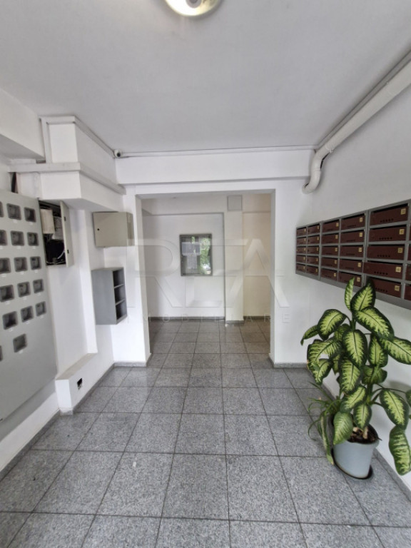 GARSONIERĂ SPAȚIOASĂ FOARTE APROAPE DE MALL VITAN DE VÂN