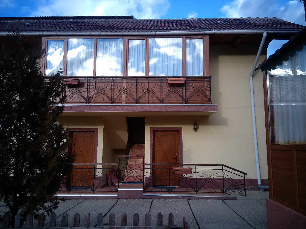 Vila Bran 2 Garsoniere, 1 Apartament New 2025