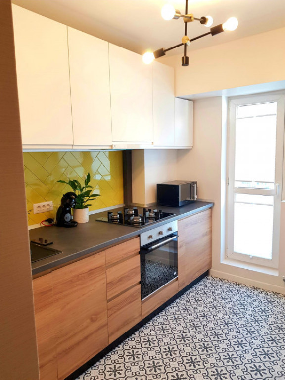 Garsoniera renovata- complet mobilata si utilata - prima inc