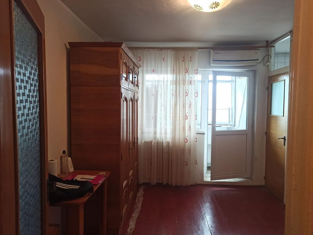 Gars.dec.-mob-util/STB tramvai32-Petre Ispirescu/necesita...