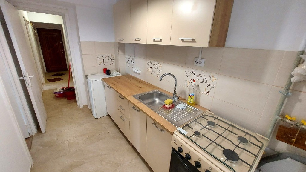 Apartament 3 camere D, in Piata Unirii