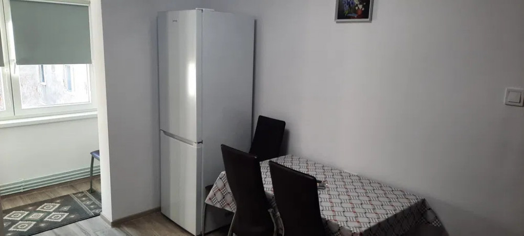 APARTAMENT 2 CAMERE DECOMANDAT