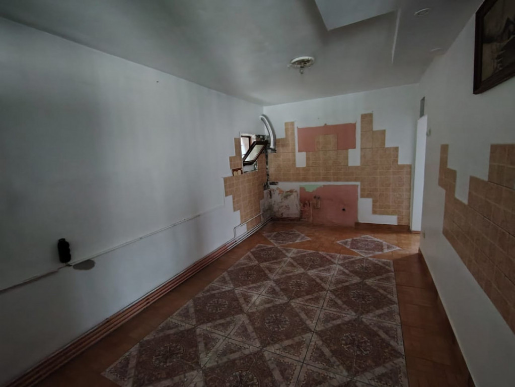 Casa edificata anul 2000