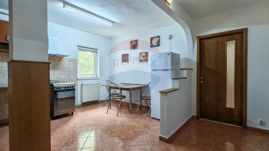 Apartament cu 2 camere de închiriat în zona Aviatiei