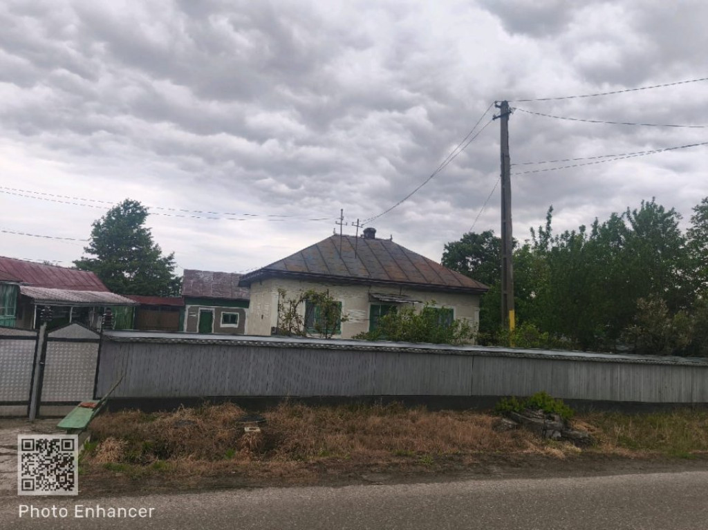 2 Case + 1600 mp Teren, zona centrala Balinesti, Siret