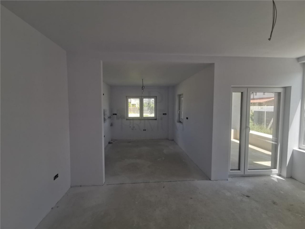 Duplex personalizare interioara - compartimentare excelenta